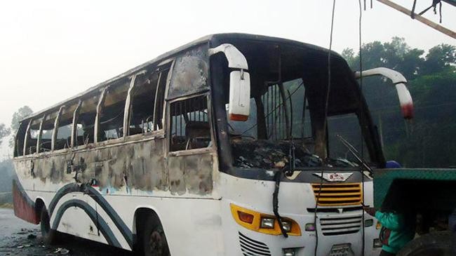 burned bus in cumilla