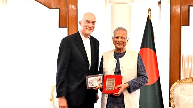 father francesco occhetta and muhammad yunus