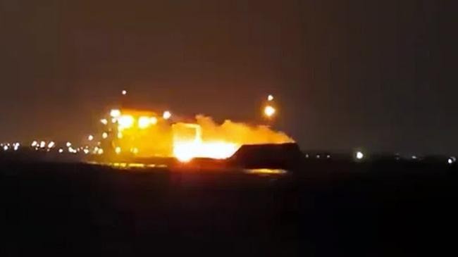 fire breaks out on another oil tanker banglar saurabh