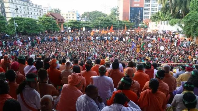 hindus hold mass rally in chittagong