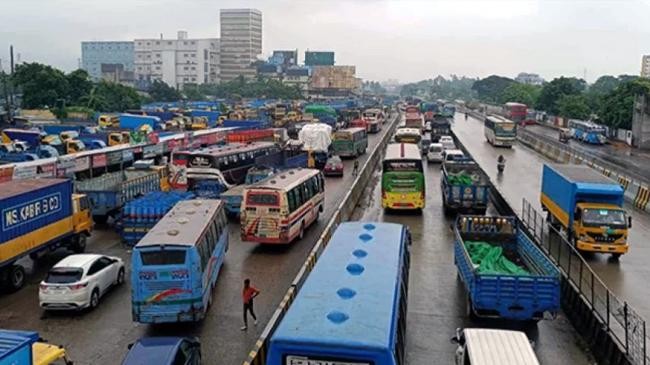 jam on dhaka chittagong highway