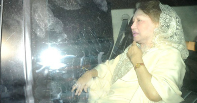 khaleda zia on her car