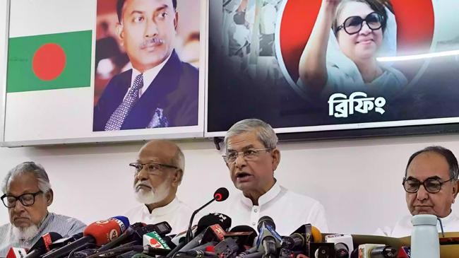 press conference bnp secretary general mirza fakhrul islam alamgir