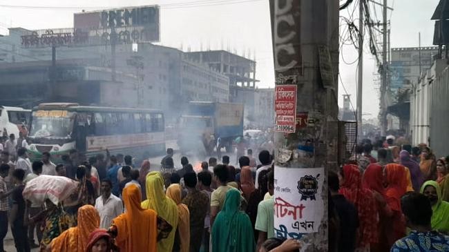 protests in front of multiple factories demanding equal rights