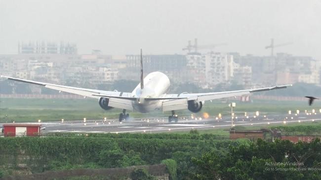 runway hazrat shahjalal international airport