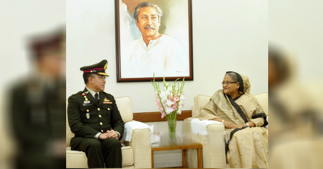 sheikh hasina talking with saudi general