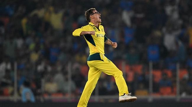 adam zampa 4