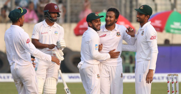 bangladesh celebrate a wicket