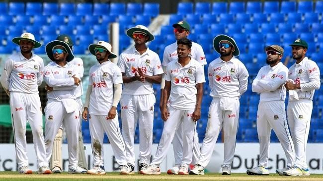 bangladesh players wait for the drs review decision