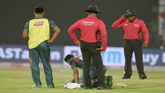 banladesh cricket team on field