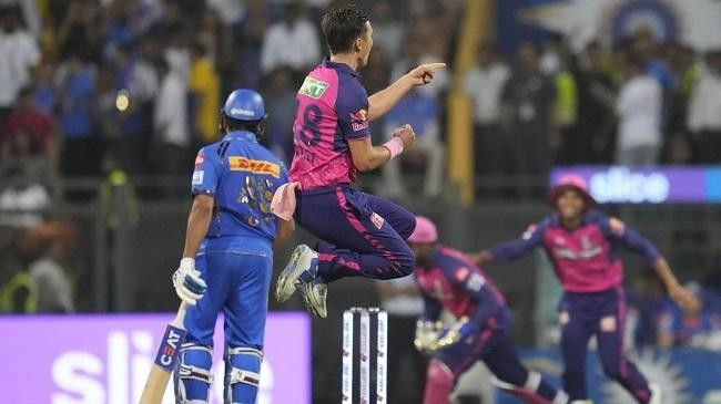 boult was at it again as he removed rohit