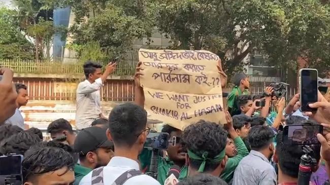 clash over shakib outside bcb headquarters