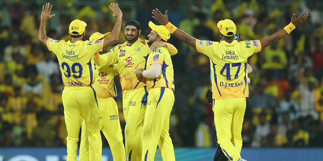 csk celebrate with harbhajan singh