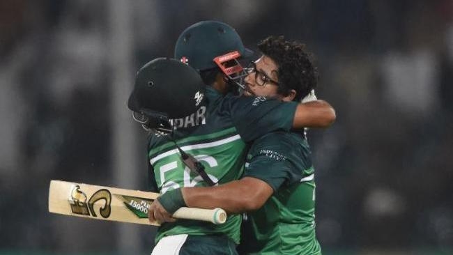 imam ul haq and babar azam pakistan vs australia 2nd odi lahore 2022