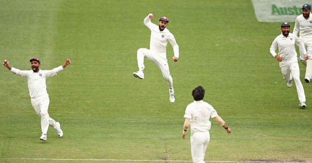 india celebrate after win