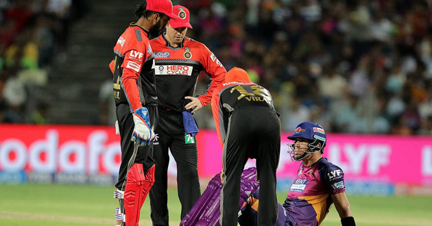 injury in ipl de villiars