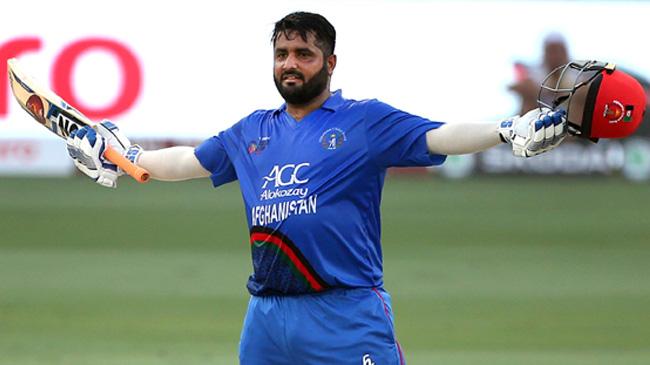 mohammad shahzad celebrates his century