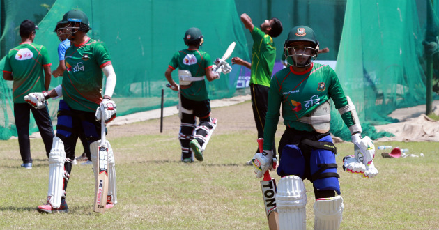 mushfiq while practice before australia series