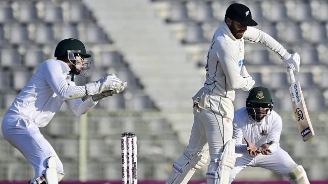 nurul hasan took the catch to dismiss tom blundell