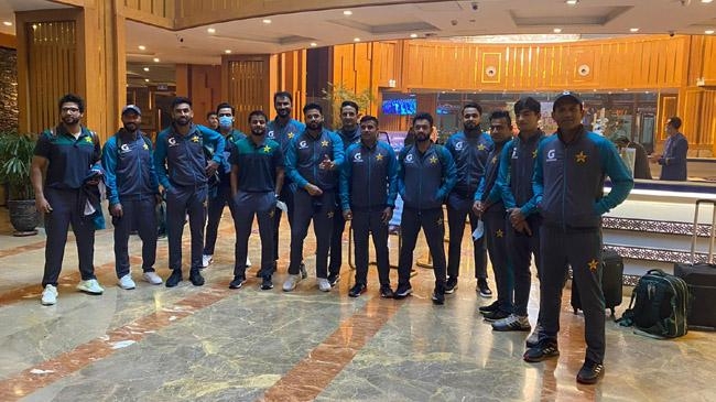 pakistan test team reached dhaka