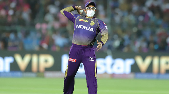 robin uthappa mask