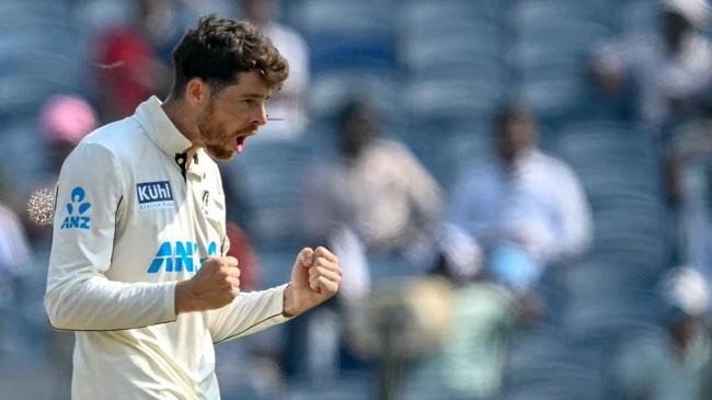 santner hurt india with wickets in successive overs