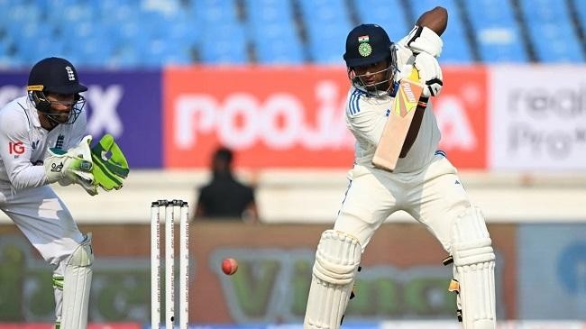 sarfaraz khan picked the lengths early against spin