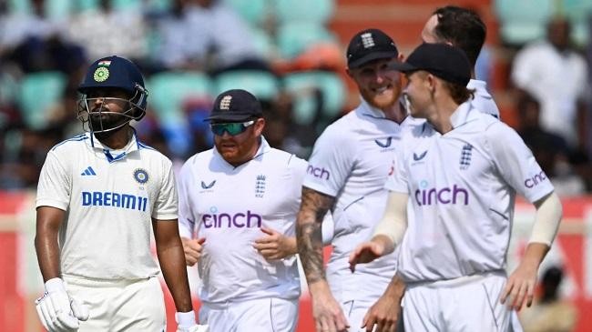 shreyas iyer walks back after being felled by tom hartley