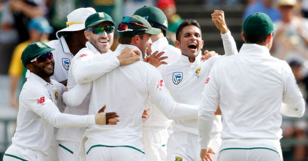 south africa celebrate a wicket