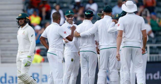 south africa celebrate the wicket of usman khawaja