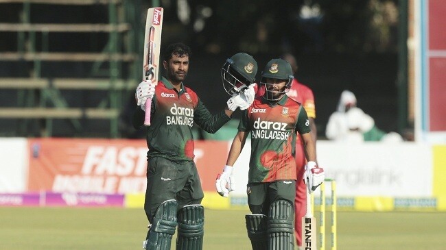 tamim celebrating his ton