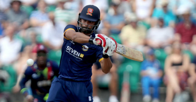 tamim in essex batting