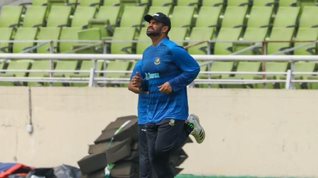 tamim iqbal 14