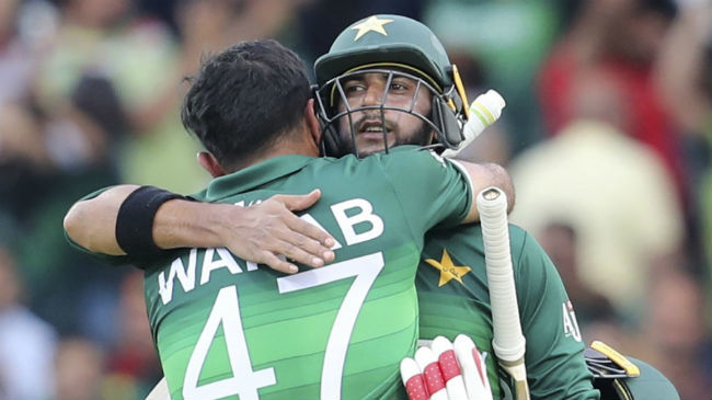 wasim and wahab embrace each other after thriller win