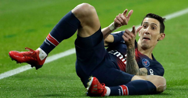 angel di maria celebrates his goal for psg