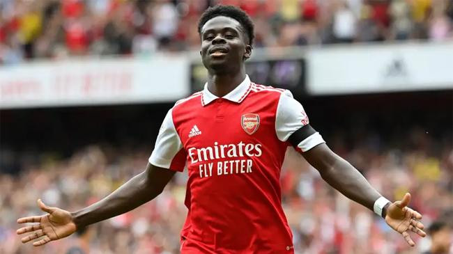 bukayo saka signs new arsenal contract