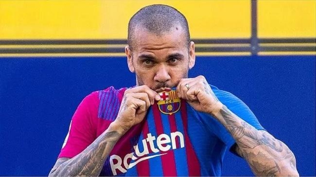 dani alves barcelona 2021