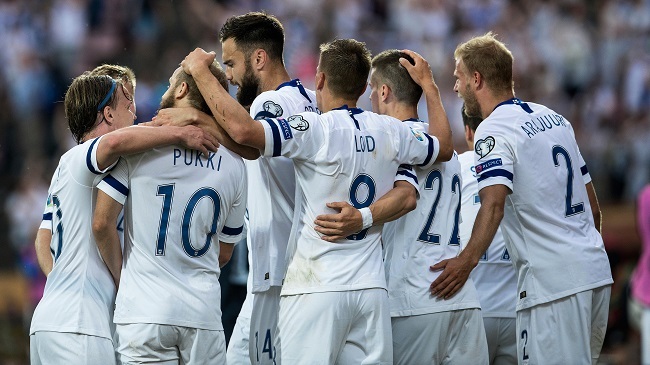 finland celebrating a goal