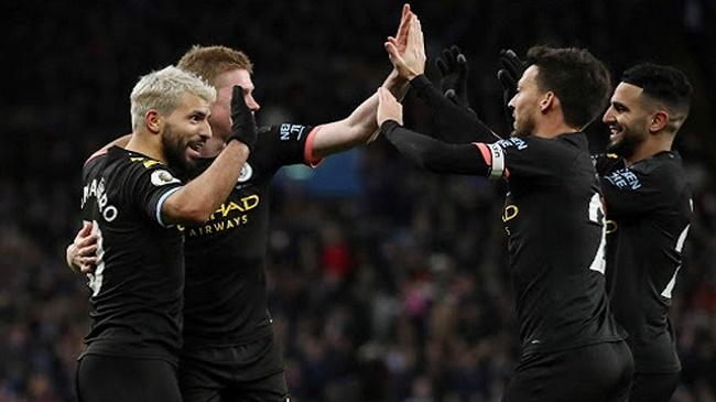 mancity celebrating aguero goals