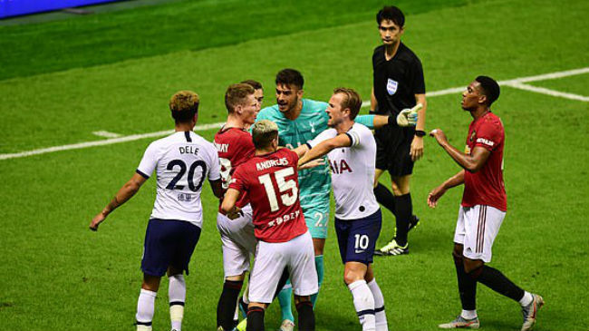 manu tottenham players clush