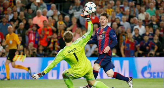 messi and goalkeeper