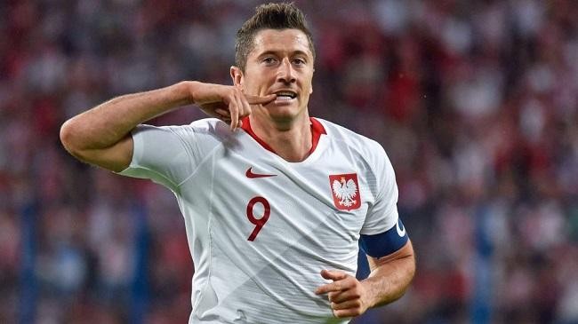 poland captain robert lewandowski