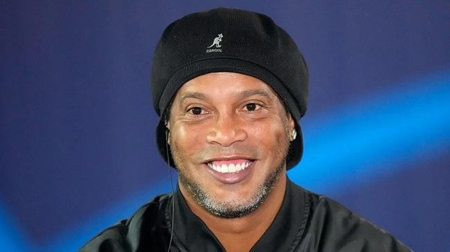 ronaldinho ex brazil footballer