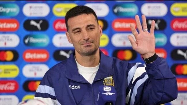 scaloni coach argentina 2024