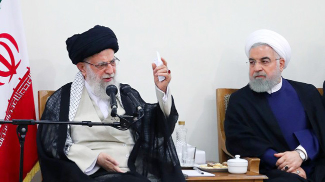 aitullah al khameni in meeting