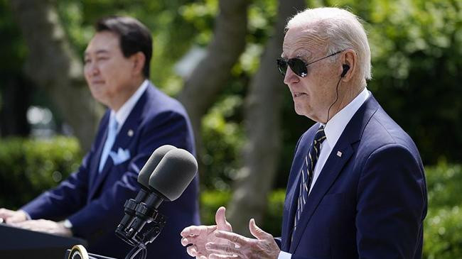 biden and yoon suk yeoljpg