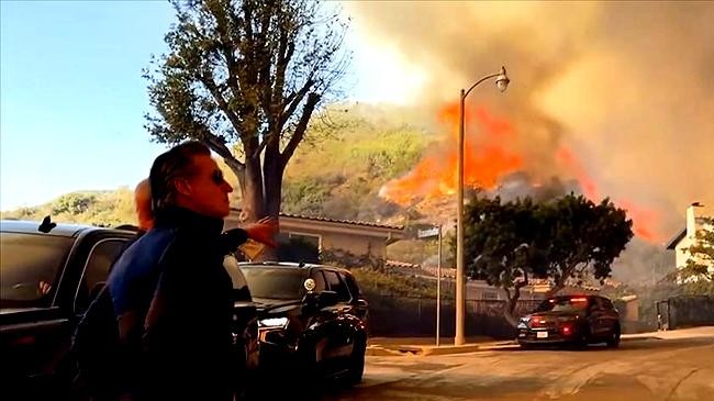 fierce wildfire in los angeles