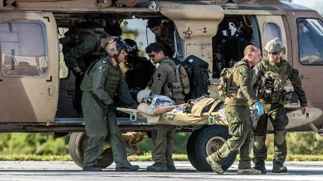 injured israeli soilders taking to hospital