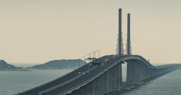 longest sea bridge