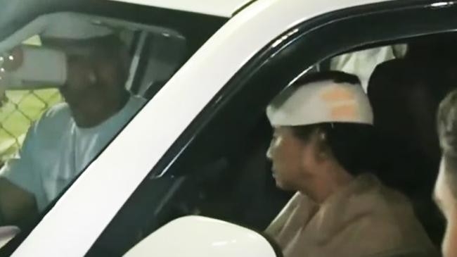 mamata in car